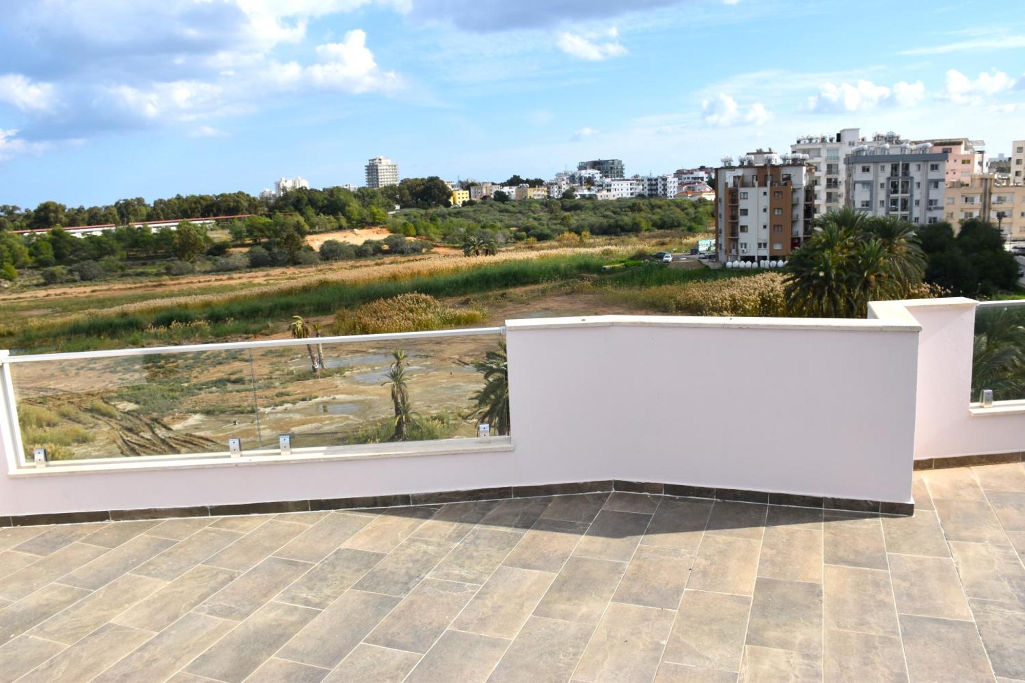 파마구스타 Panoramic Penthouse 아파트 외부 사진
